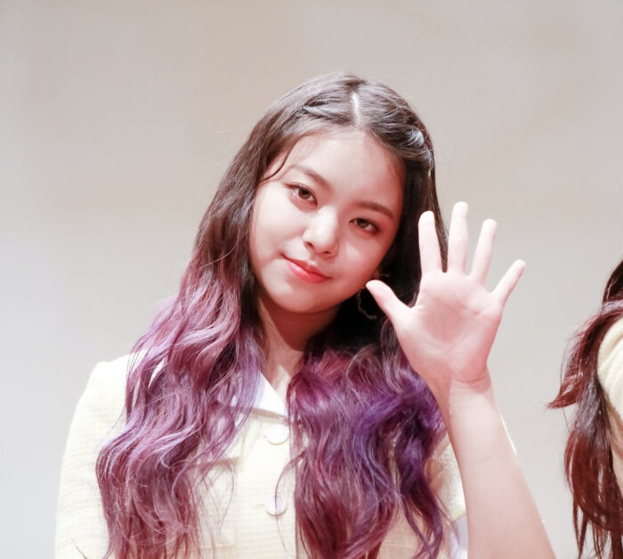 cherrybullet 粼粼 黄姿婷